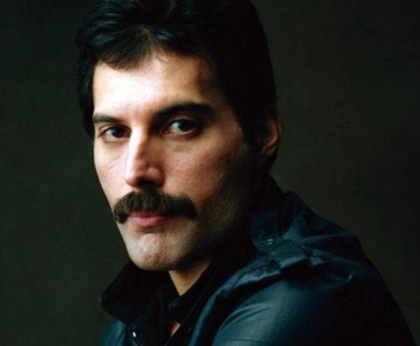 关于Freddie Mercury