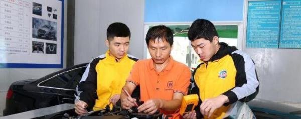 广州万通学汽修技术学费要多少?