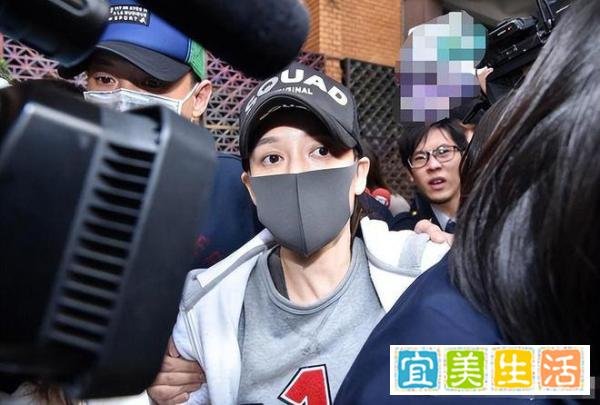 湾湾狗仔葛思齐又曝出大瓜，曝陈乔恩烟瘾严重，和镜头前判若两人