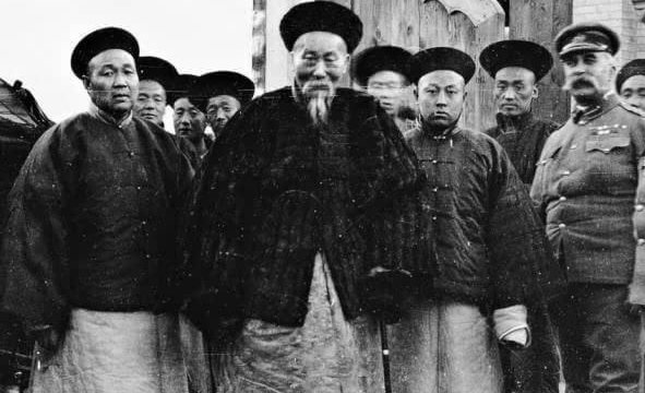 新中国成立前那一百多年的屈辱历史