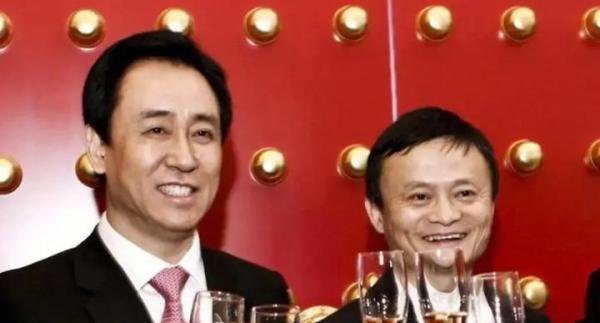 马云和许家印，为何一个能够全身而退，一个难逃牢狱之灾？