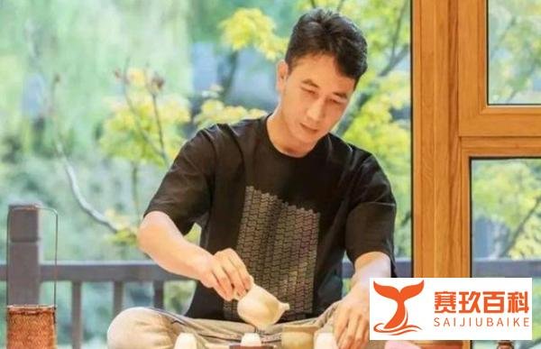 朱小贞父母首发声：林生斌有家暴和出轨，对保姆早有暧昧