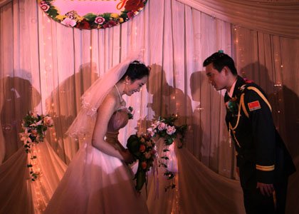 徐洪浩刘晓洁幸福婚纱照