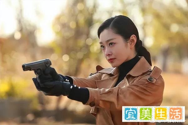 《蜂巢》播出大火,观众却毫不犹豫给出差评,好家伙,剧情真离谱