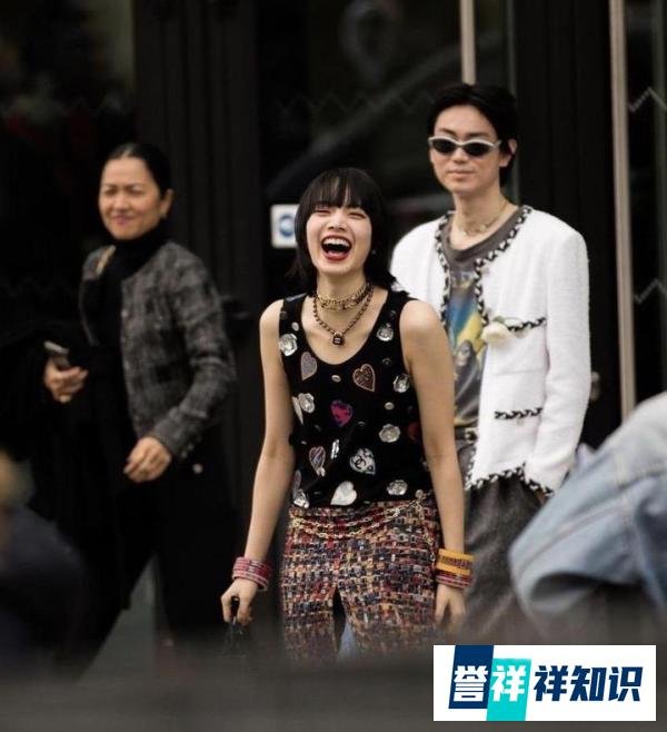 GD前女友合体！小松菜奈Jennie贴脸合照，婚后首度和菅田将晖同框