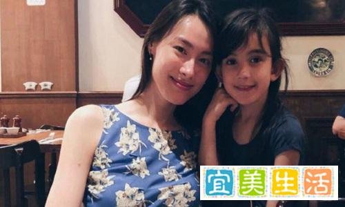 梁洛施被曝又怀孕 其社交平台晒摸肚照疑官宣