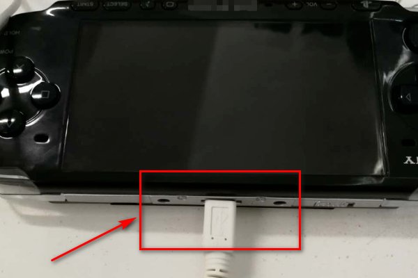 如何从电脑上往索尼psp3000里下游戏