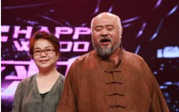 李琦现场道出大秘密,原来女儿不是亲生的,女儿听后说什么?