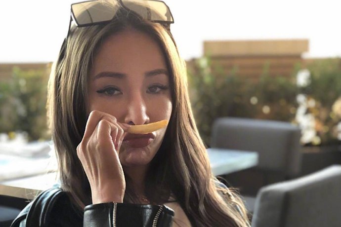 萧亚轩:我的人生有大事要发生,是好事还是坏事?