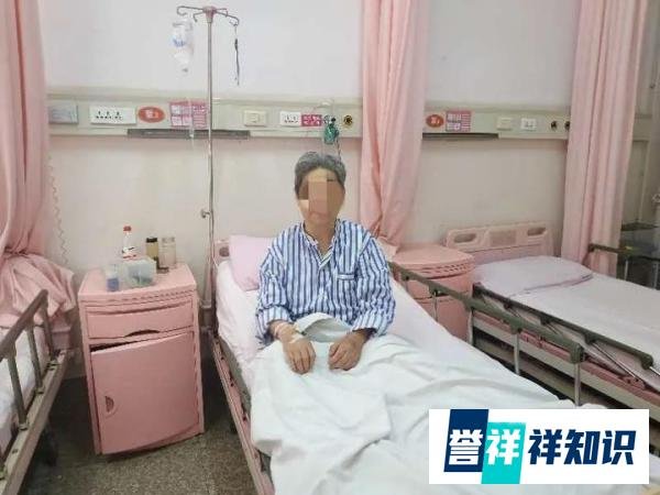 西安母女被困电梯4天互喝尿液求生:住4层别墅 没带手机