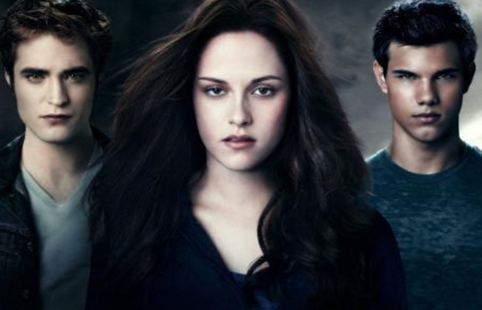 暮色4破晓下的具体剧情是什么，到底讲的什么故事