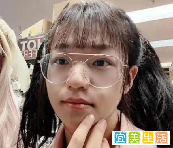 许可馨事件后续:国外读博士,多次晒出自拍,逃过了季子越的下场