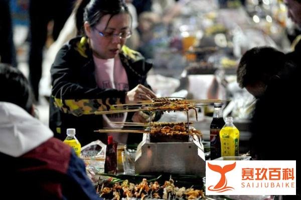 被淄博烧烤店价目表震惊了