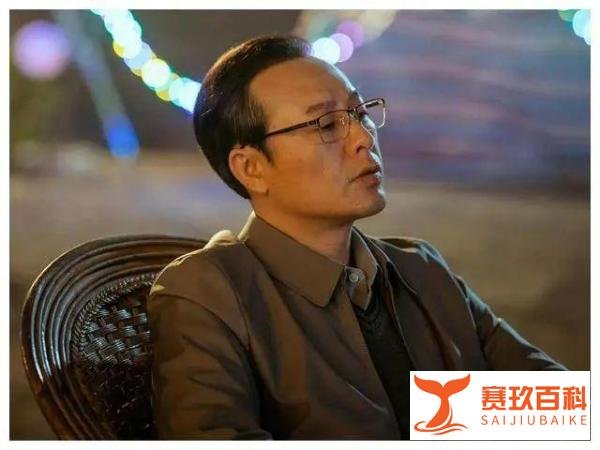 沙漠捡垃圾，张颂文被剧组甩了！张纪中被网友狂骂……
