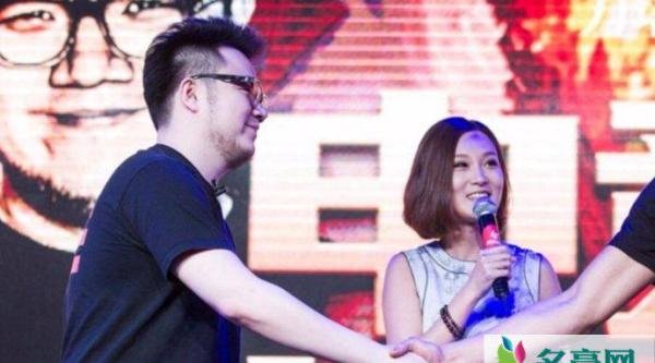 巴图和谁结婚了 女友王博谷个人资料照片被扒出