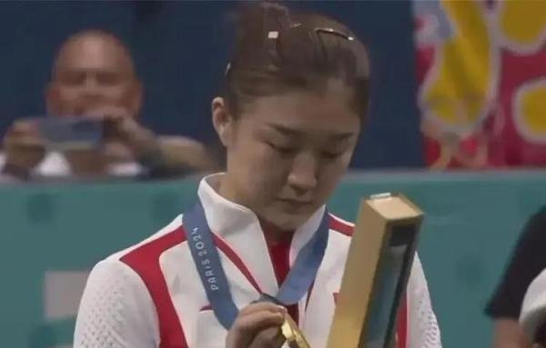 陈梦赢的不够光彩？李晓霞透露内幕：陈梦东京夺冠后一度情绪低迷（转载）