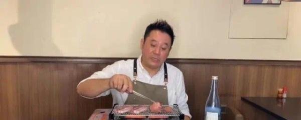 66岁影帝落魄街头“卖衣服”：谁活着，不是一场荆棘