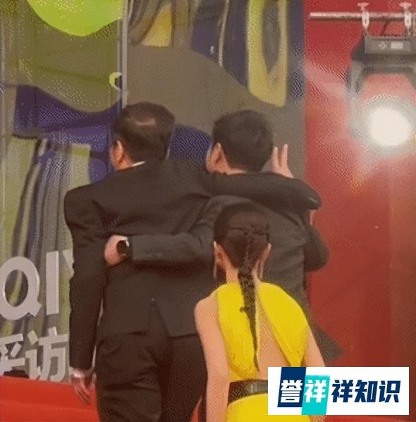 张颂文在北影节开幕式上表现如何？《狂飙》最火的男演员走红毯