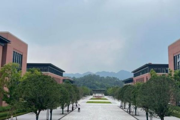 重庆中医学校录取分数线是多少?