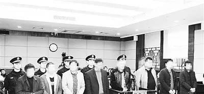 【现在开庭】一万多箱过期新西兰鳌虾流入市场 8被告获刑
