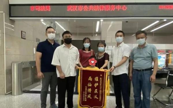 男子再婚后为降抚养费起诉5岁儿子