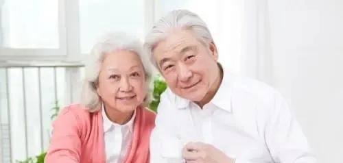 太突然！毛阿敏的260亿富豪老公猝死，“杀手”真面目被曝光