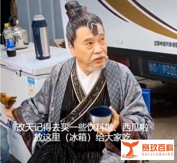 吴孟达不为人知的善事：拿一袋现金帮灾民，自费请群演吃三个月饭