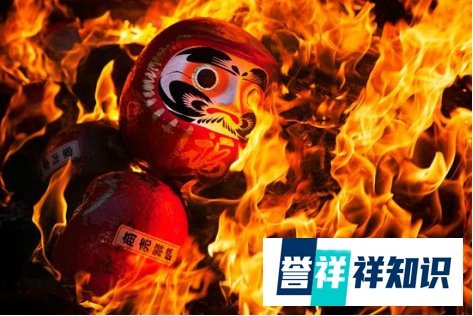 那些祈福与恐怖并存的日本玩偶