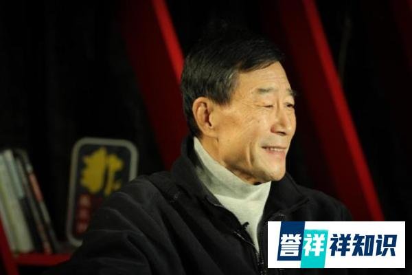 《流浪地球2》火了，吴京赢麻了，他却被骂惨了