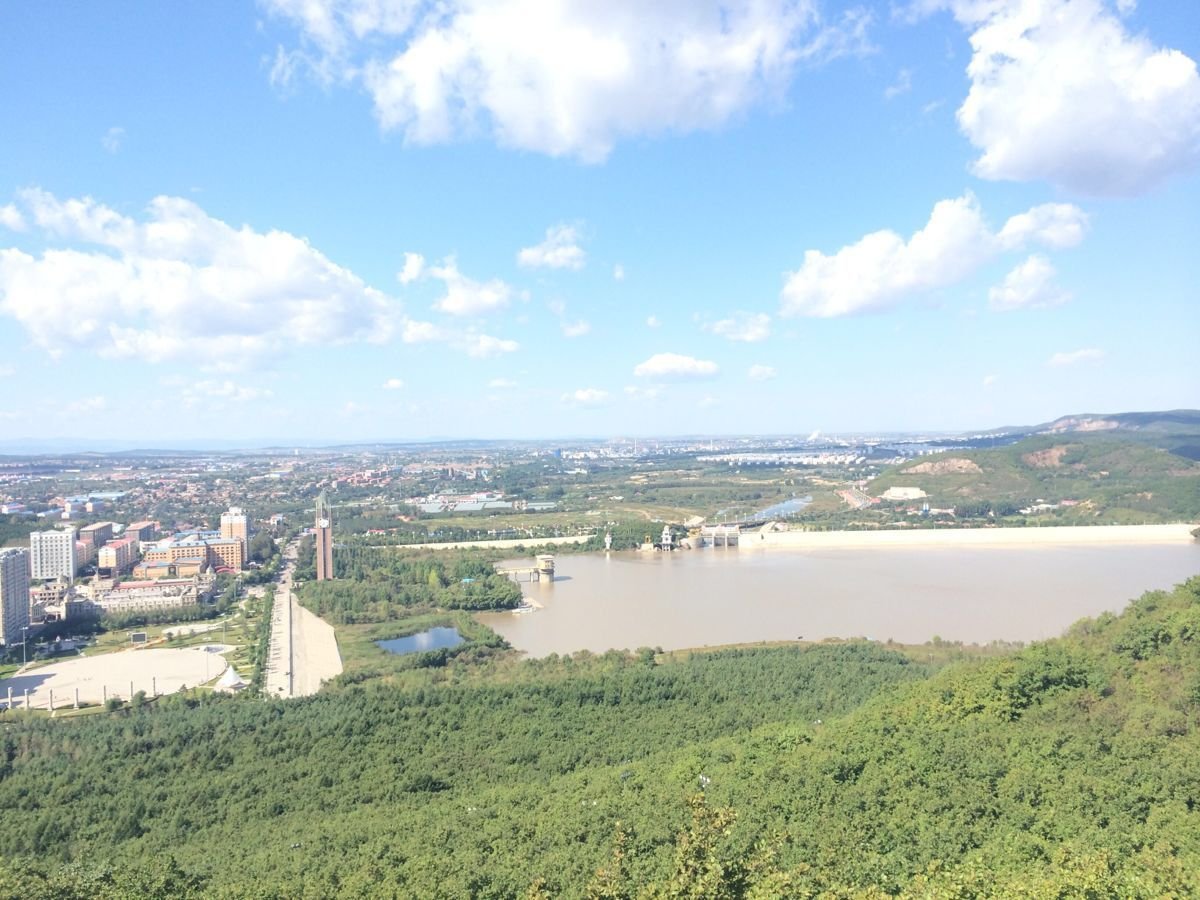 七台河仙洞山实际多高