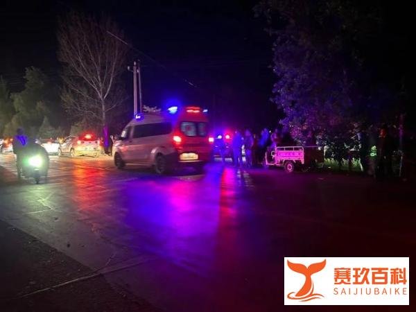 刚刚，山西临猗10岁被害男孩在生父村庄下葬。