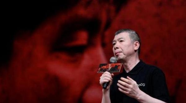 冯小刚对赌失败赔偿华谊2.3亿 这是咋情况?