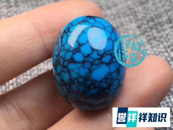 绿松石网花和乌兰花绿松石的区别是什么？