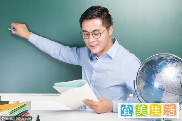 教育局回应小学男老师出轨学生母亲：涉事老师未上班，正在处理！