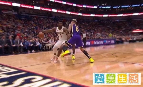 锡安VS湖人砍下35分 直接对位库兹马得到14分