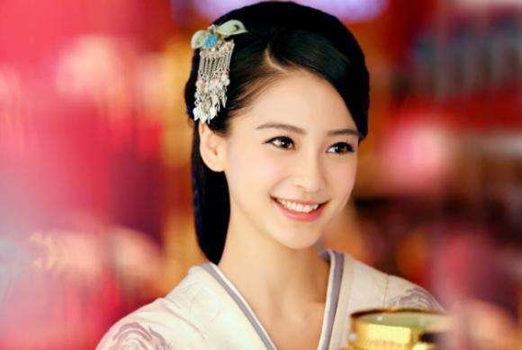 艳冠群芳是什么意思