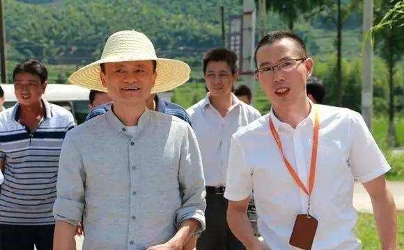 马云果然厉害!阿里“失民心”后完成救赎,人民日报点赞表扬