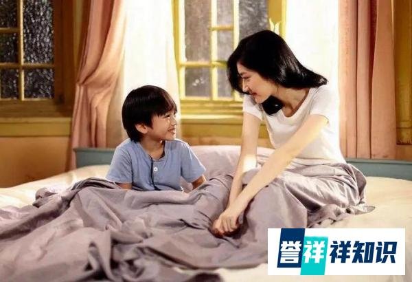 7岁男孩偷拿钱买萝卜刀，被送派出所“自首”，如此育儿合适吗？