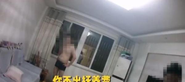 孙子没完成作业奶奶揍儿子 儿子被揍到报警：我妈天天打我