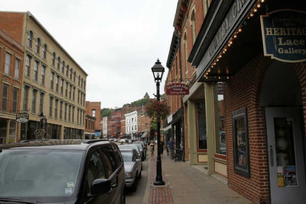 lowa在美国爱荷华州是怎么读的？