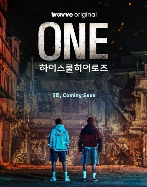 【30岁金度完穿校服毫无违和！冷面导师太带感】