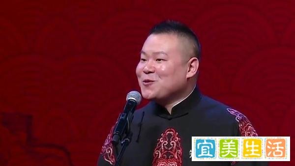 36岁岳云鹏五上春晚，却连续3次失误，师父郭德纲也只上过一次