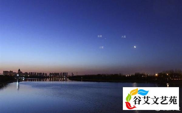 罕见!金火土月同框了 画面很壮观:下次重现2032年