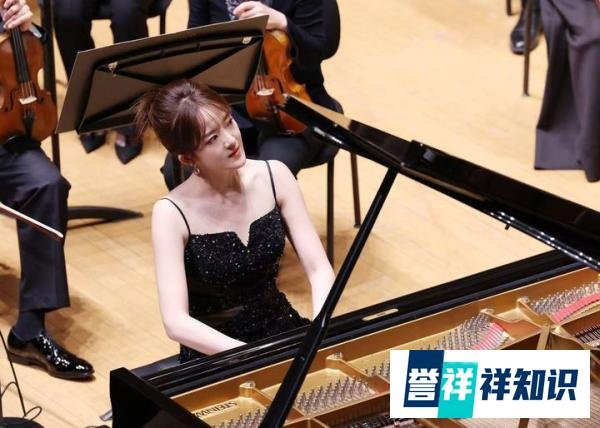 钢琴女神万捷旎致敬经典 北京音乐厅上演青春风暴