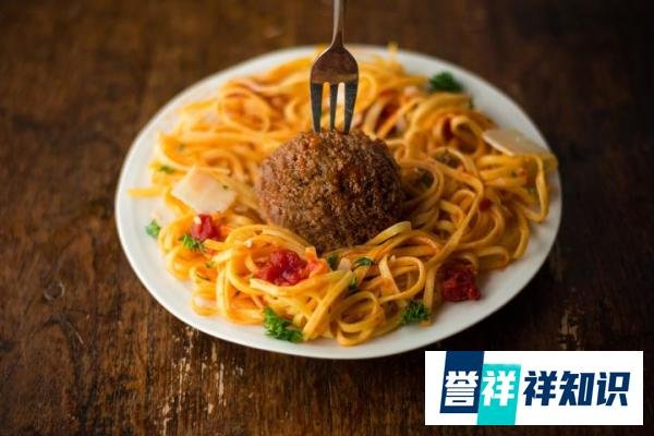 农夫山泉上半年营收115.45亿元，“秋天第一杯奶茶”已被注册成公司 | FoodTalks早报