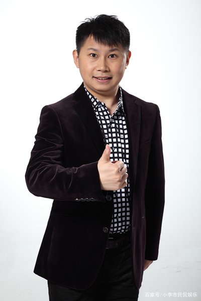 离开德云社十年的郭德纲徒弟，为啥又改名为何云伟？