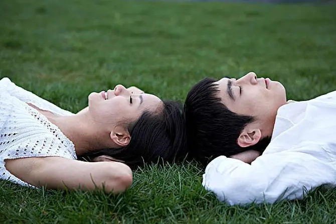 伊人情有所依是什么意思？