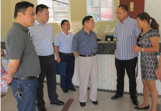 望领导批准为谢和领导批准为荷有什么区别