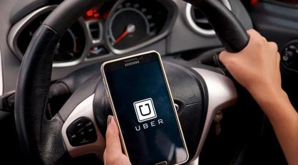 华人在洛杉矶开UBER，1个月挣9万！还不算奖金