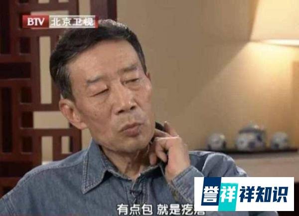 《流浪地球2》火了，吴京赢麻了，他却被骂惨了
